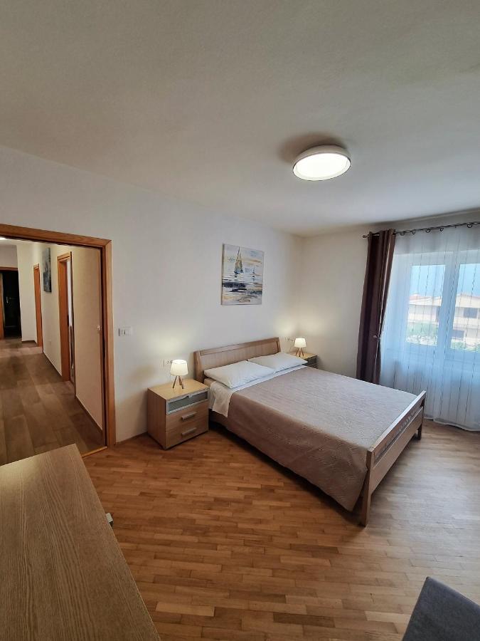 Apartments Valentina Умаг Экстерьер фото
