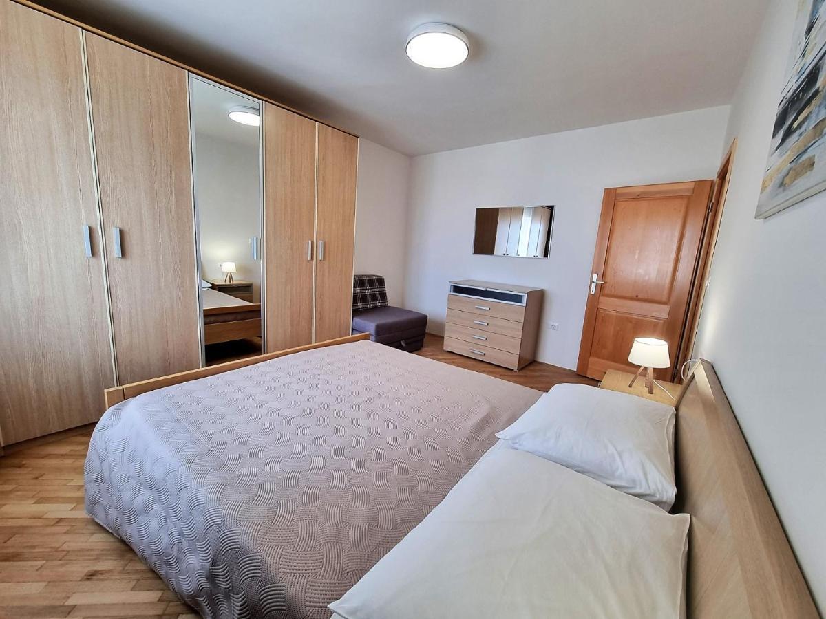 Apartments Valentina Умаг Экстерьер фото
