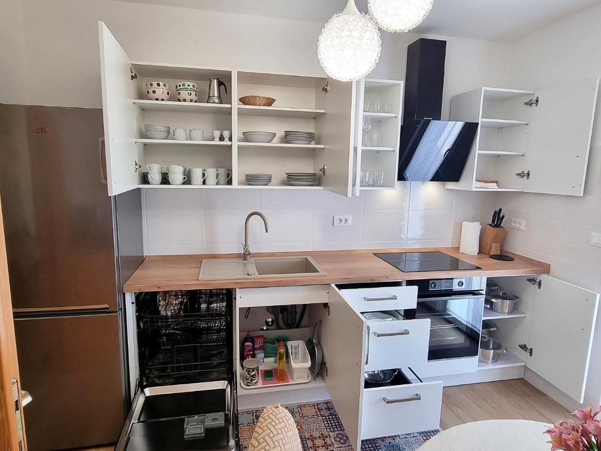 Apartments Valentina Умаг Экстерьер фото